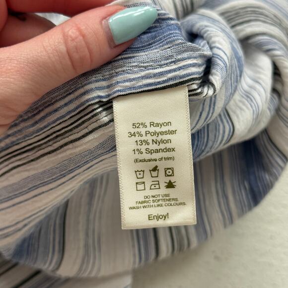 Tilley Striped Long Sleeve Button Up Shirt L Lightweight Textured Casual - Picture 5 of 7